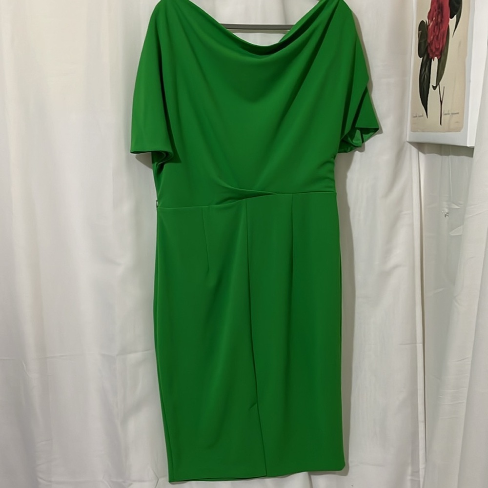 NWT Alexia Admor Green with Scalloped Nexkline Below Knee Dress a229 - Picture 7 of 8
